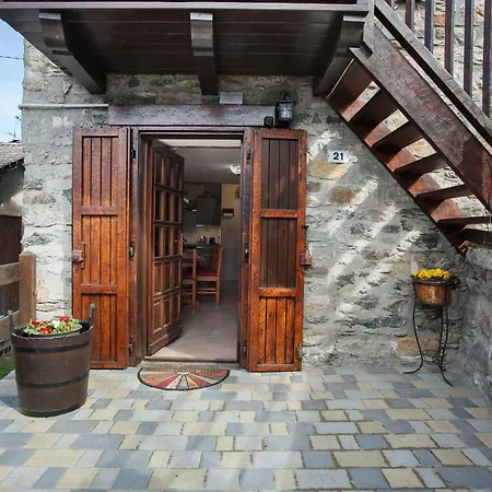 Hébergement de vacances Petite Maison Tillier Fenis