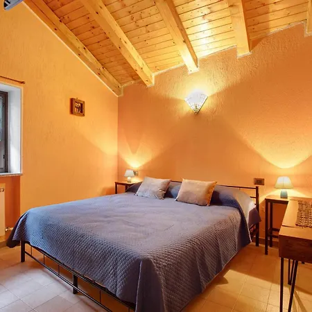 Petite Maison Tillier בית נופש *