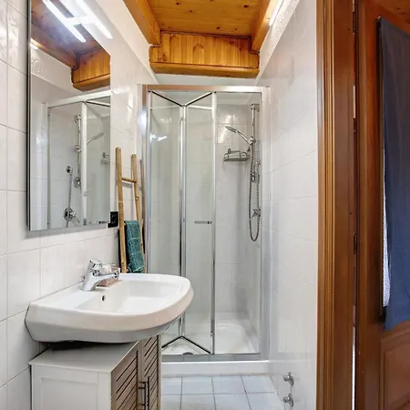 Petite Maison Tillier בית נופש *